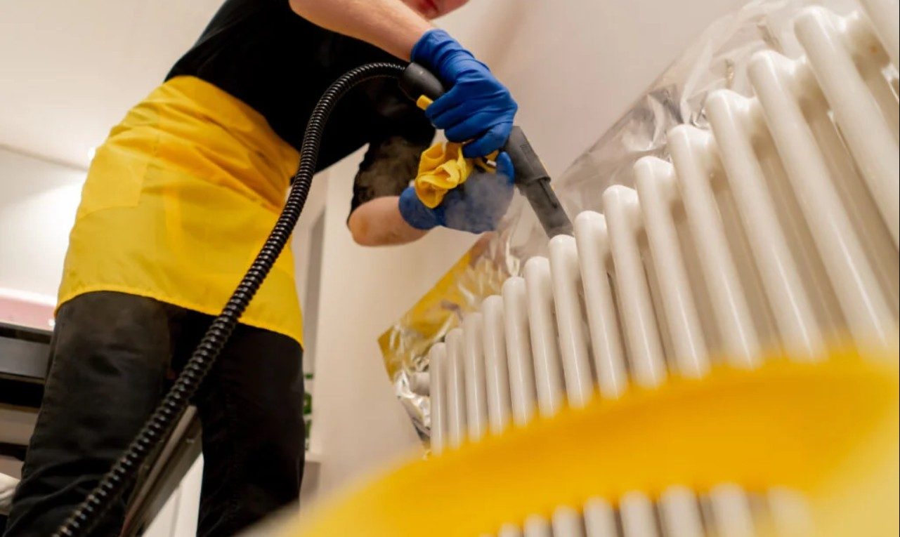 Detailed cleaning of a radiator and trim